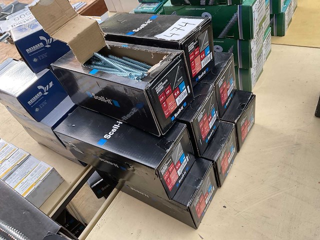 8 dozen houtschroeven - afbeelding 5 van  5