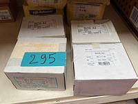 8 dozen inox bouten en nagels - afbeelding 2 van  8