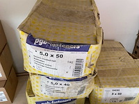 8 dozen inox bouten en nagels - afbeelding 6 van  8