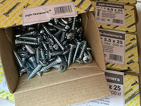 8 dozen schroeven - afbeelding 2 van  3