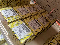 8 dozen schroeven - afbeelding 3 van  3