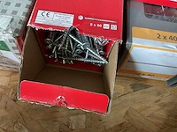 8 dozen schroeven - afbeelding 4 van  6
