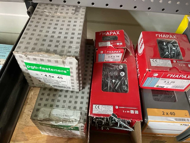 8 dozen schroeven - afbeelding 5 van  6