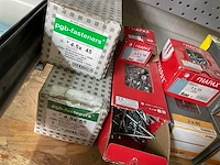 8 dozen schroeven - afbeelding 6 van  6