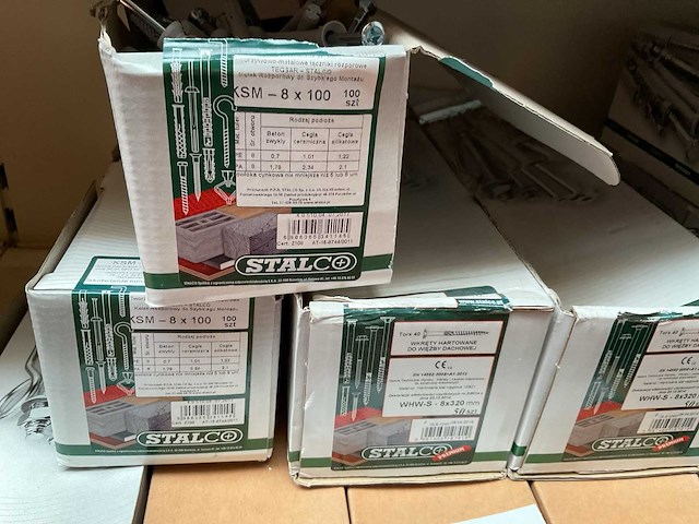 8 dozen slag pluggen en houtschroeven - afbeelding 5 van  8