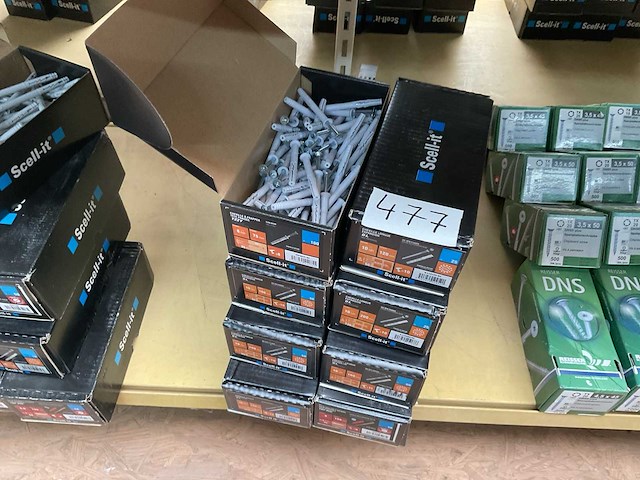 8 dozen slagpluggen - afbeelding 1 van  6