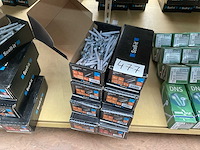 8 dozen slagpluggen - afbeelding 1 van  6