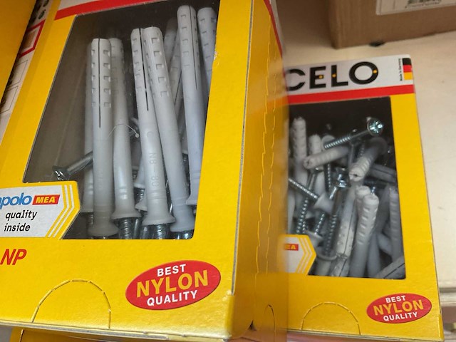 8 dozen slagpluggen - afbeelding 3 van  7