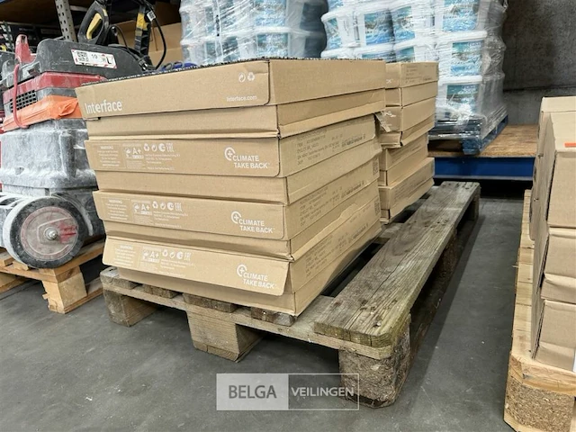± 8 dozen tapijttegels interface - afbeelding 3 van  3