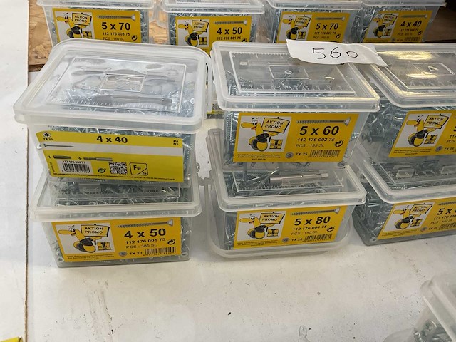 8 emmers hout schroeven met bitsen en magneet houder - afbeelding 2 van  5