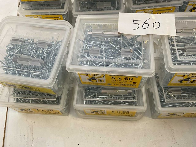 8 emmers hout schroeven met bitsen en magneet houder - afbeelding 5 van  5