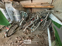 ± 8 fietsen - afbeelding 1 van  2