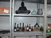 8 flessen diverse drank, pvc boedhabeeld, windlicht, theelichthouder, vaas