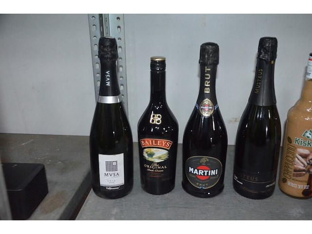 8 flessen diverse drank, pvc boedhabeeld, windlicht, theelichthouder, vaas - afbeelding 5 van  7