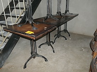 8 gietijzeren horecatafels - afbeelding 1 van  5