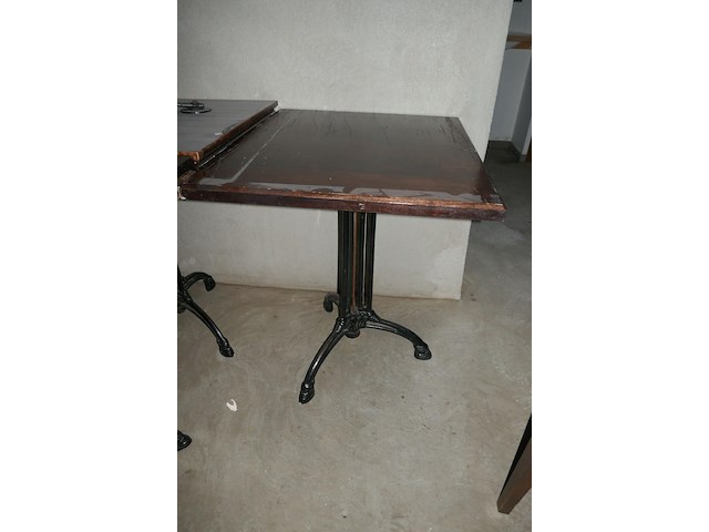 8 gietijzeren horecatafels - afbeelding 3 van  5