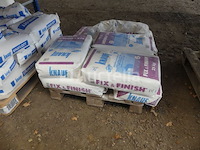 8 gipszakken (datum voorbij) knauf fix & afwerking - afbeelding 1 van  3