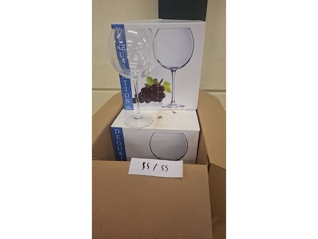 8 glazen - afbeelding 1 van  1