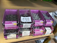 8 grijp dozen met nagels - afbeelding 1 van  6