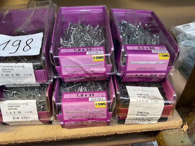 8 grijp dozen met nagels - afbeelding 4 van  6