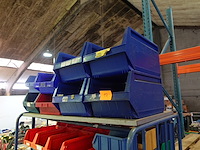 8 grote stapelbare magazijnbakken - afbeelding 2 van  2