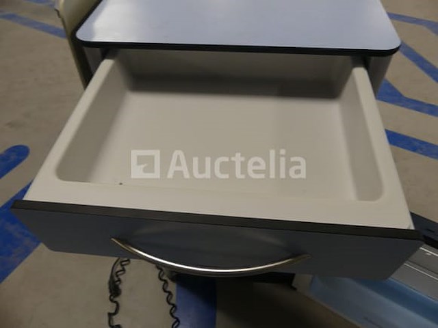8 haelvoet bedside advance medische nachtkastjes met ingebouwde koelkast - afbeelding 1 van  7