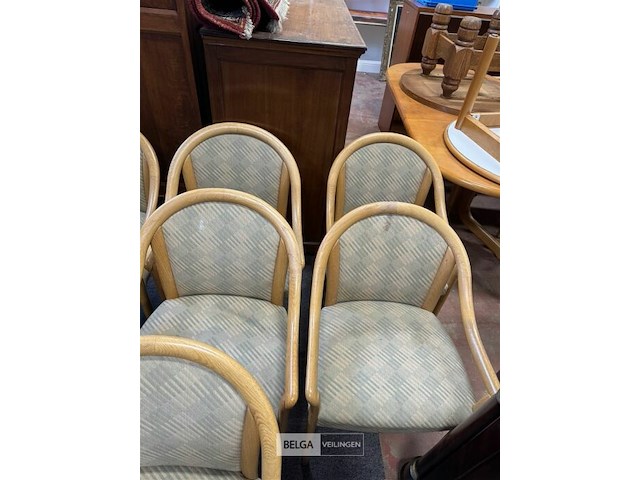 8 houten stoelen - afbeelding 2 van  2