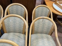 8 houten stoelen - afbeelding 2 van  2