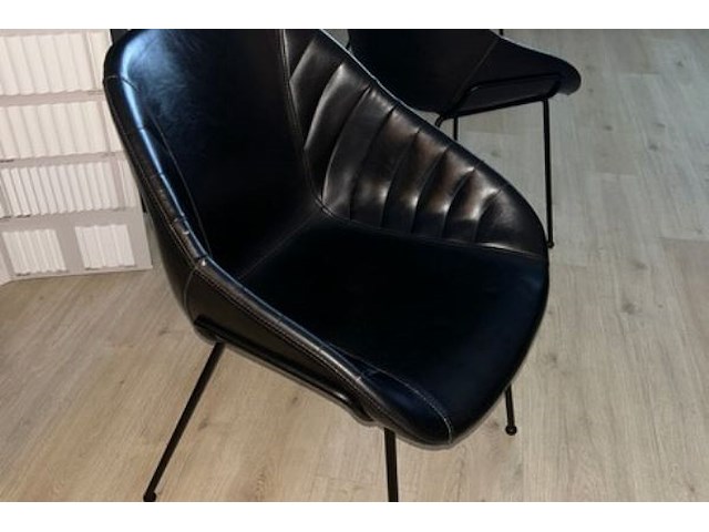 8 kuipstoelen caste line - afbeelding 2 van  5