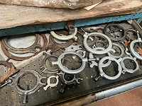 8-laden metalen werkplaatskast met inhoud - afbeelding 3 van  7