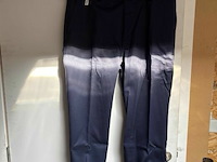 8 lasbroeken marineblauw maat 46(2)/48(2)/50(3)/52(1) - afbeelding 1 van  1