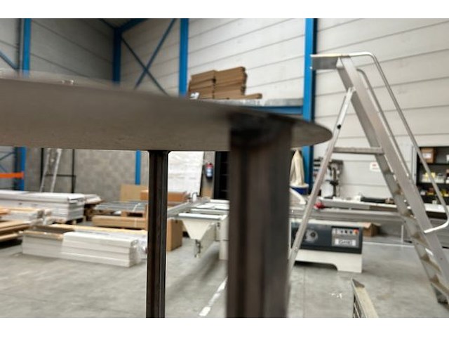 8 metalen bijzettafels - afbeelding 3 van  5