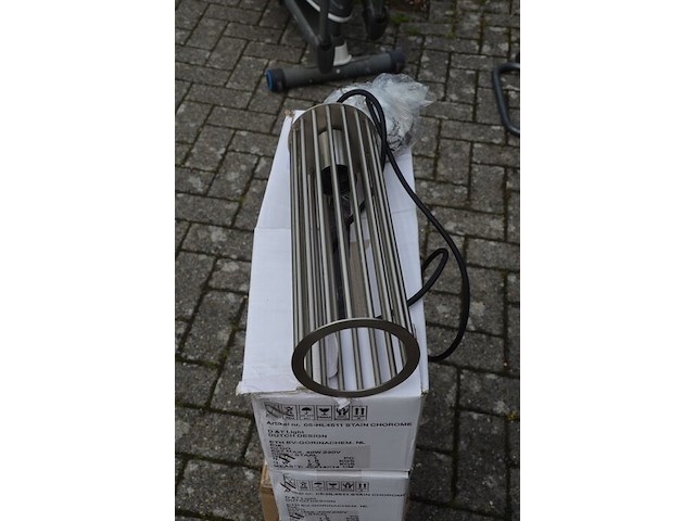 8 metalen hanglampen dutch design - afbeelding 6 van  7