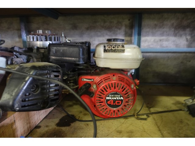 8 motorenvoor onderdelen o.a. honda gv120/4pk,hr194 - afbeelding 4 van  11