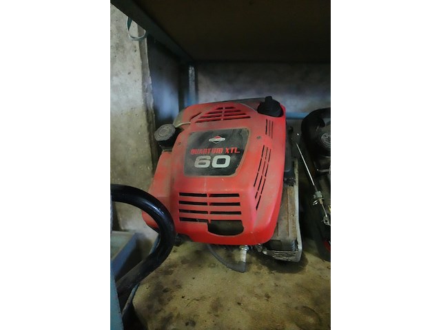 8 motorenvoor onderdelen o.a. honda gv120/4pk,hr194 - afbeelding 8 van  11