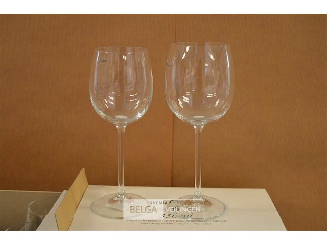 8 natalie wijnglazen - afbeelding 2 van  4