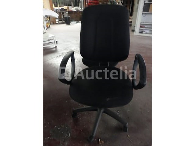 8 ongelijke bureaustoelen - afbeelding 2 van  7