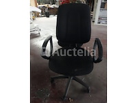 8 ongelijke bureaustoelen - afbeelding 2 van  7