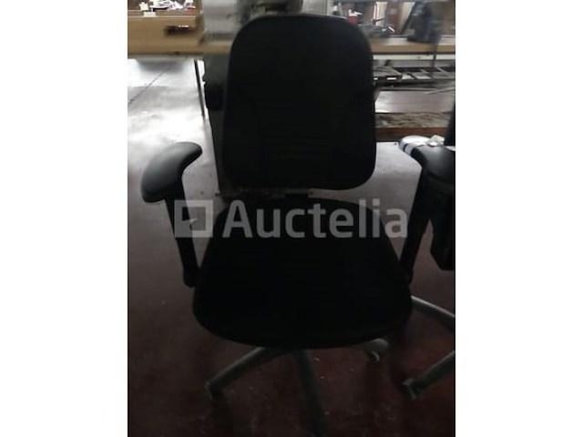 8 ongelijke bureaustoelen - afbeelding 3 van  7