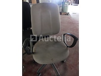 8 ongelijke bureaustoelen - afbeelding 6 van  7