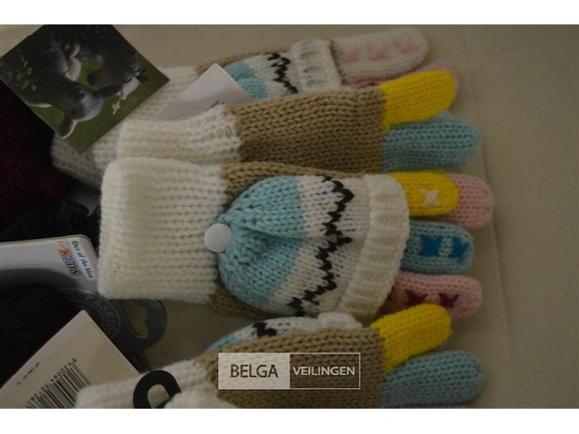 8 paar div. soorten winterhandschoenen kids - afbeelding 4 van  5