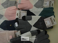 8 paar winterhandschoenen vrouwen - afbeelding 3 van  4