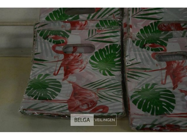 8 pakjes inpakzakjes - afbeelding 2 van  2