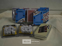 ±8 pakjes speelkaarten en div - afbeelding 1 van  3