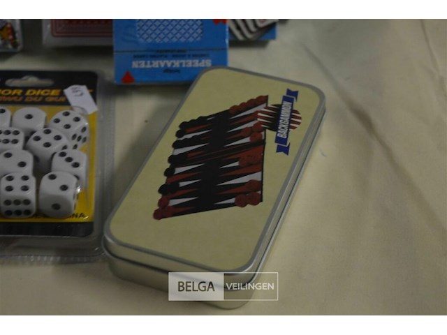 ±8 pakjes speelkaarten en div - afbeelding 3 van  3