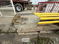 8 palen - afbeelding 2 van  3