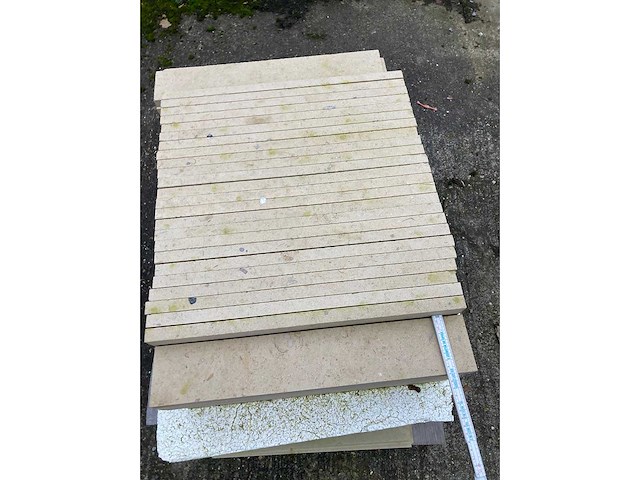 8 paletten bourgondische witsteen - afbeelding 5 van  13