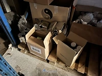 8 palletten chemicaliën en onderhoudsproducten - afbeelding 10 van  34