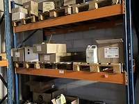 8 palletten chemicaliën en onderhoudsproducten