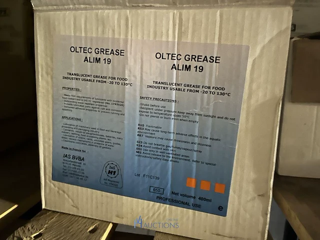8 palletten chemicaliën en onderhoudsproducten - afbeelding 24 van  34